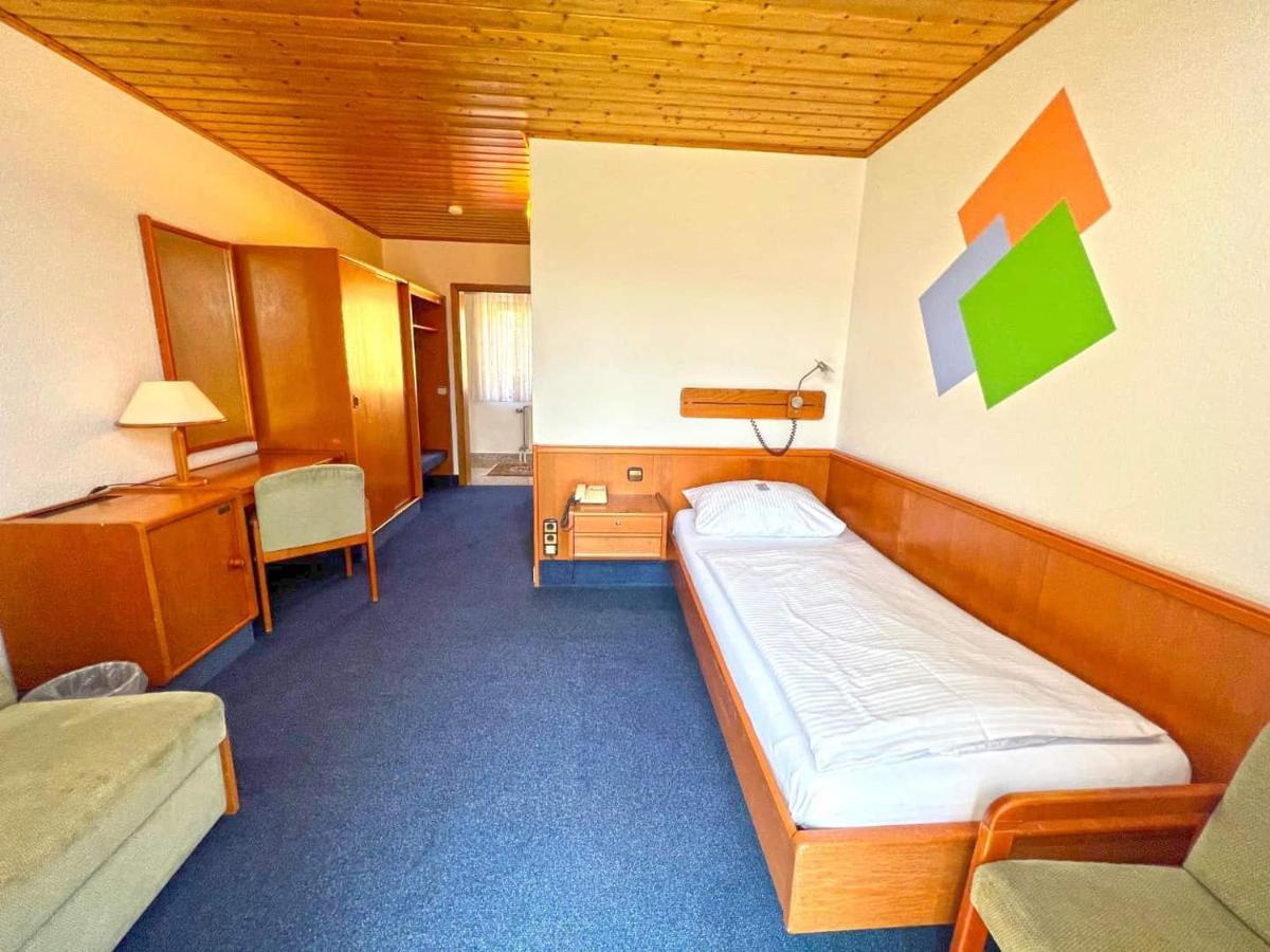 Hotel Und Restaurant Nehrener Hof المظهر الخارجي الصورة