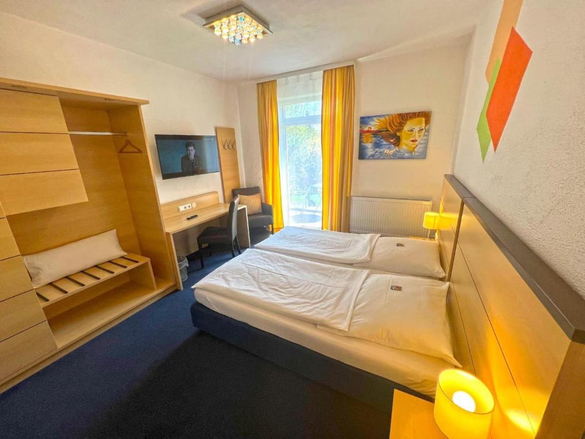 Hotel Und Restaurant Nehrener Hof المظهر الخارجي الصورة