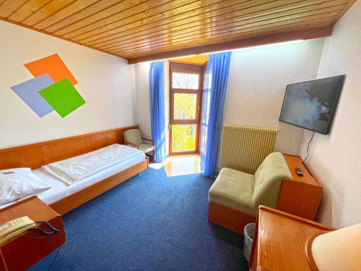 Hotel Und Restaurant Nehrener Hof المظهر الخارجي الصورة